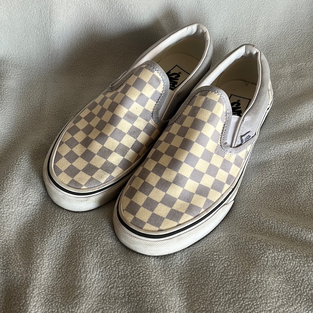 Van’s Slip-on Checkerboard Size 9